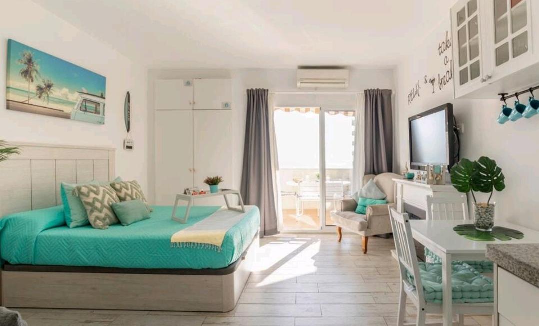 Estudio Deluxe Benalbeach Benalmádena Exterior foto